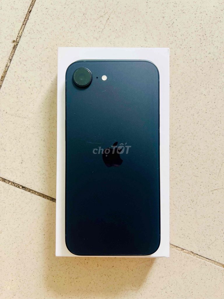 iPhone 16e 128GB Đen. Mua bán Điện thoại tại Thành phố Thuận An Bình Dương được đăng bởi Giang Phạm hình 1
