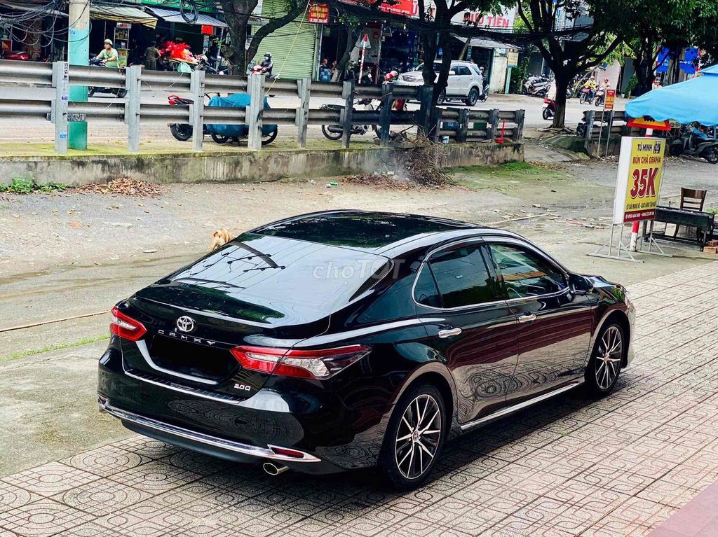 Camry 2022 2.0Q 1 Chủ Odo 5v Cực Đẹp Giá Tốt. Mua bán Ô tô tại Thành phố Dĩ An Bình Dương được đăng bởi Trương Công Lý hình 5
