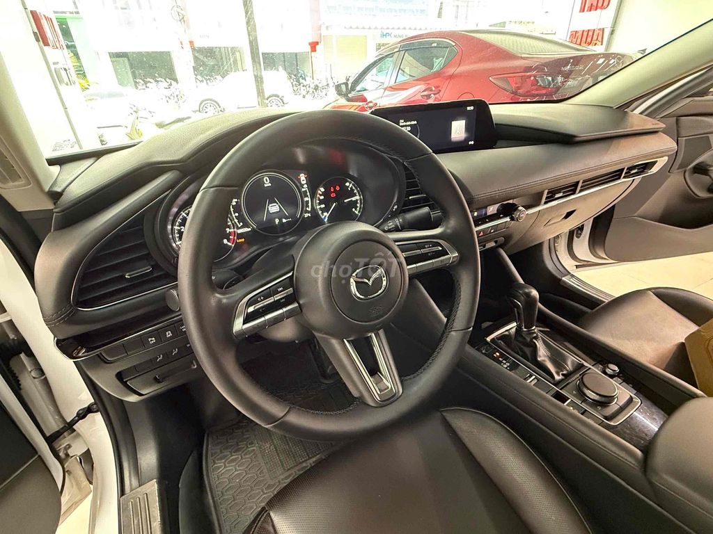 Mazda 3 2022 Luxury - 69000 km | Còn rất đẹp. Mua bán Ô tô tại Thành phố Đà Lạt Lâm Đồng được đăng bởi ĐỒNG MOTOR 2  cá nhân hình 3