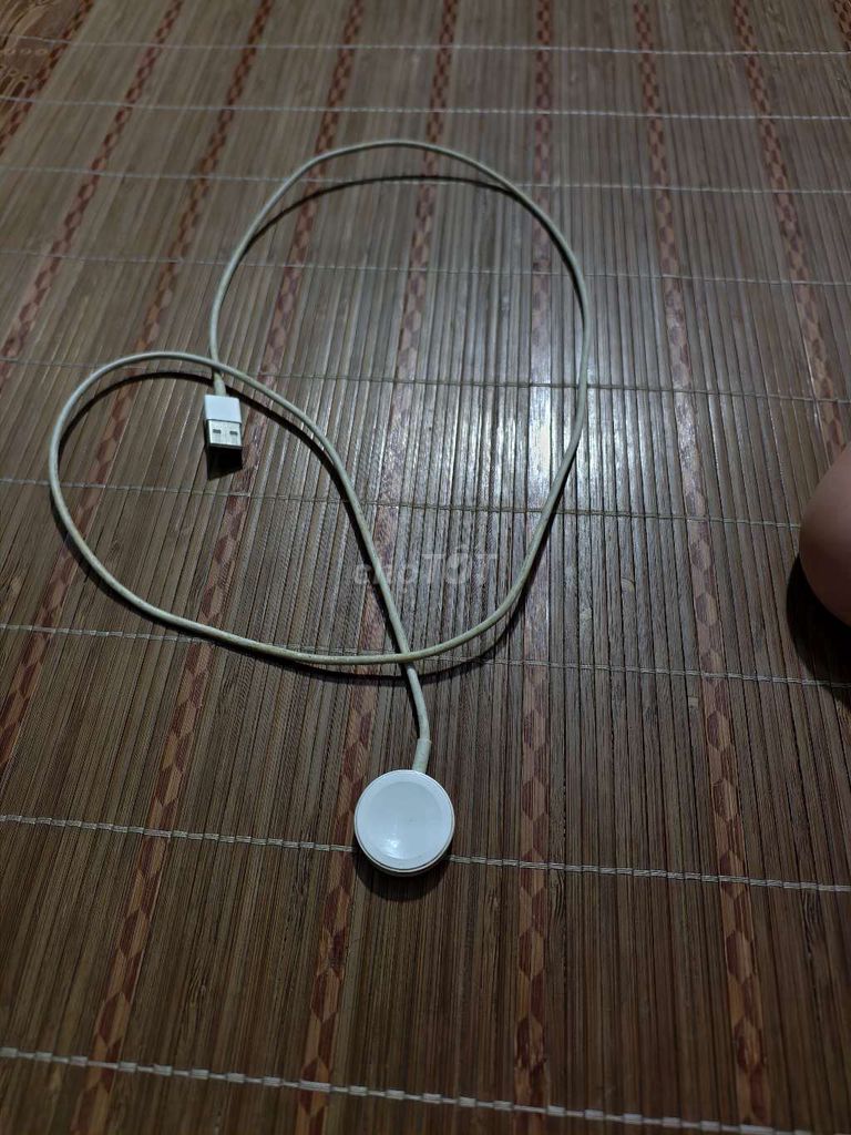 Dây sạc Apple Watch Trắng Sạc nhanh. Mua bán Phụ kiện (Màn hình, Chuột...) tại Huyện Hoài Đức Hà Nội được đăng bởi Hải Yến Giang hình 1