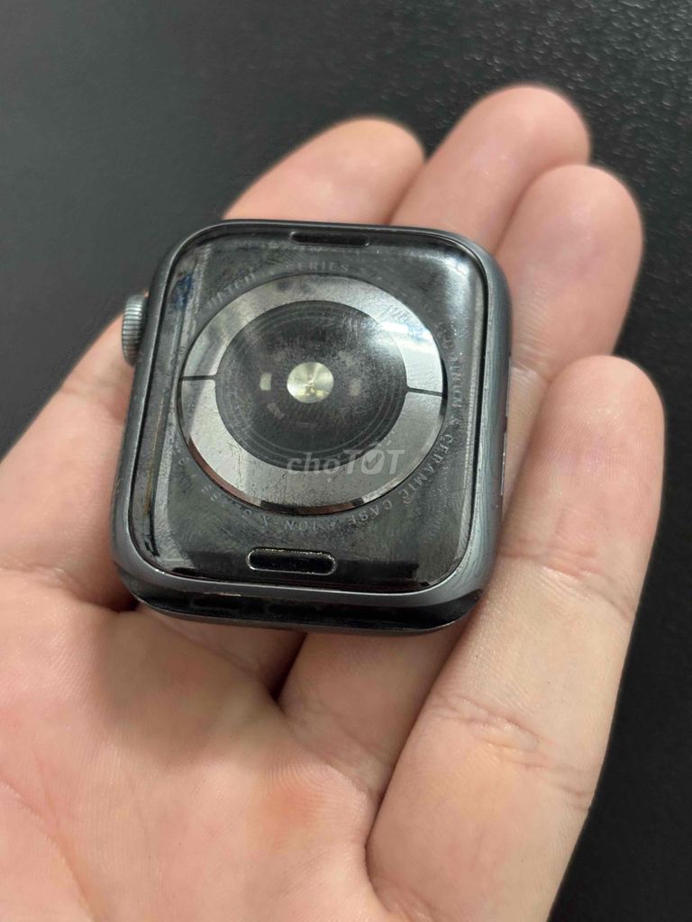 Apple Watch Series 5 Nhôm Xám. Mua bán Thiết bị đeo thông minh tại Quận Đống Đa Hà Nội được đăng bởi Quang Nguyễn hình 1