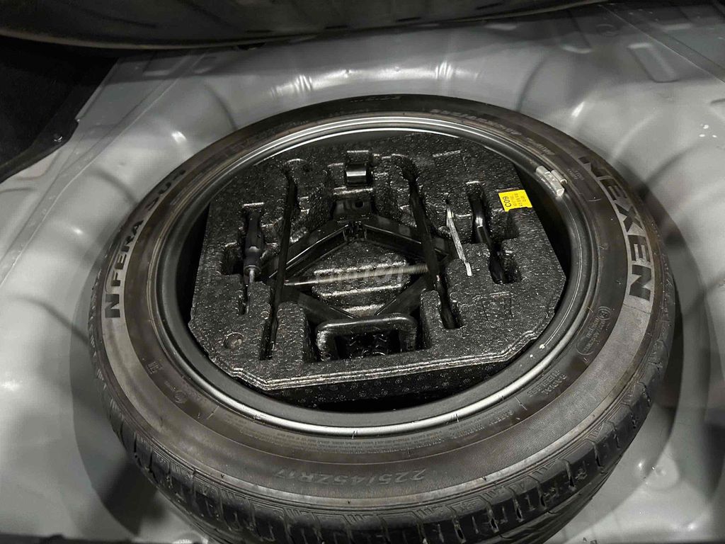 Hyundai Elantra 2018 - 70000 km. Mua bán Ô tô tại Thành phố Thủ Đức Tp Hồ Chí Minh được đăng bởi Thy Ôtô Cũ Miền Nam hình 20