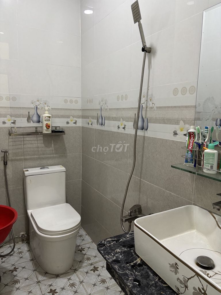 Nhà sau chợ Vĩnh Lộc A 48m2, 2 phòng ngủ, 2 phòng vệ sinh