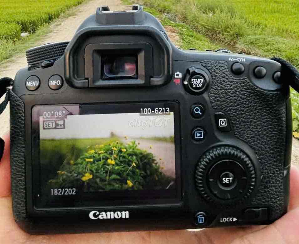 Máy ảnh Canon EOS 6D Đen Like New. Mua bán Máy ảnh, Máy quay tại Quận 12 Tp Hồ Chí Minh được đăng bởi Minh Hiếu hình 1