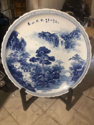 Bát gốm sứ xanh lam họa tiết phong cảnh. Mua bán Nội thất, đồ gia dụng khác tại Quận Ba Đình Hà Nội được đăng bởi Mr Gia Huy