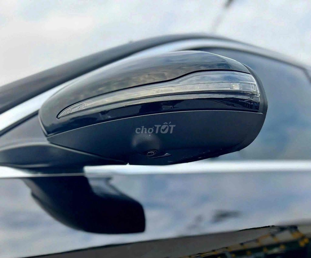 Mercedes GLC300 4Matic sx 2022 màu đen lướt đẹp. Mua bán Ô tô tại Quận Cầu Giấy Hà Nội được đăng bởi Cao Quý hình 18