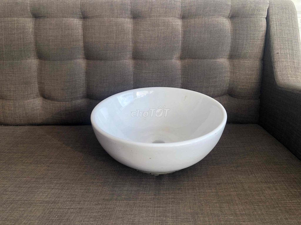 Chậu rửa mặt Gốm sứ Trắng. Mua bán Thiết bị vệ sinh, nhà tắm tại Thành phố Vĩnh Long Vĩnh Long được đăng bởi Dropee Vĩnh Long hình 1