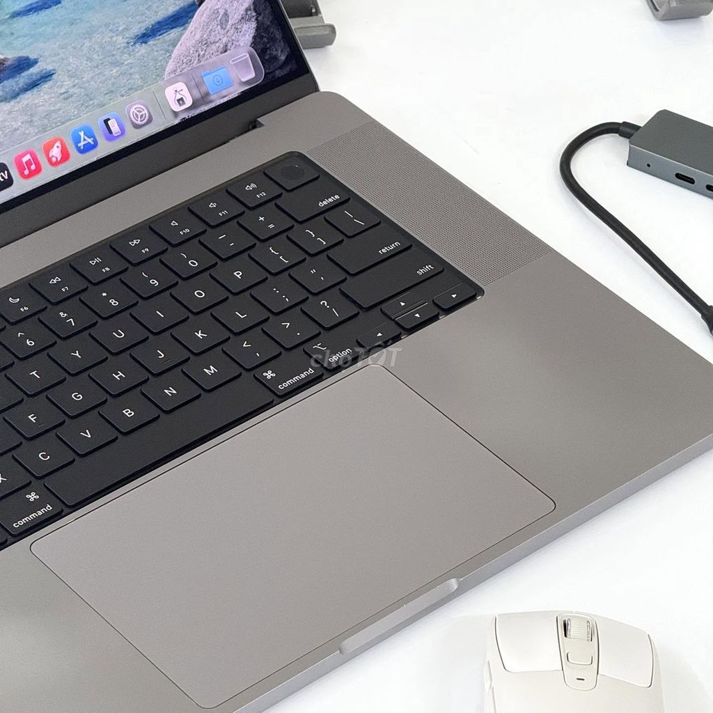 QUÁI VẬT ĐỒ HỌA - MACBOOK PRO 16" M1 PRO 32GB RAM. Mua bán Laptop tại Thành phố Huế Thừa Thiên Huế được đăng bởi T T Center hình 1