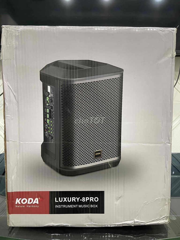 Thanh lí combo loa luxury-8 pro kèm mic koda mới