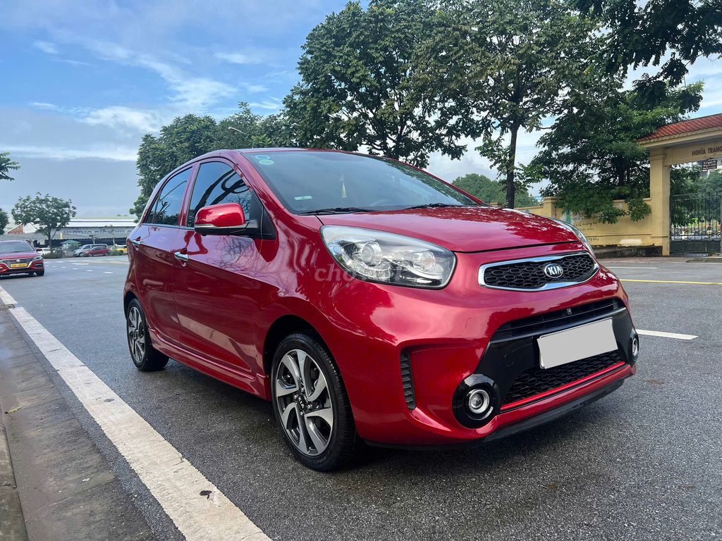 Kia Morning Si 2017 màu đỏ. Mua bán Ô tô tại Quận Long Biên Hà Nội được đăng bởi Long Biên Cars hình 11