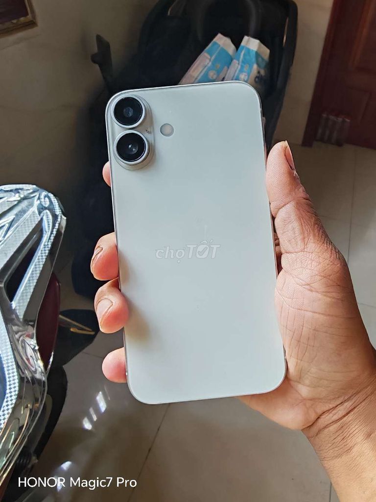 Apple iPhone XR 64GB Trắng. Mua bán Điện thoại tại Thành phố Thủ Dầu Một Bình Dương được đăng bởi Việt hình 1