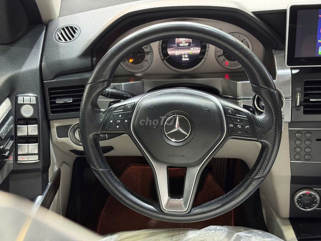 Mercedes Benz GLK Class 2009  - 100000 km. Mua bán Ô tô tại Quận Thanh Xuân Hà Nội được đăng bởi Nguyễn Tuấn Hoàng hình 9
