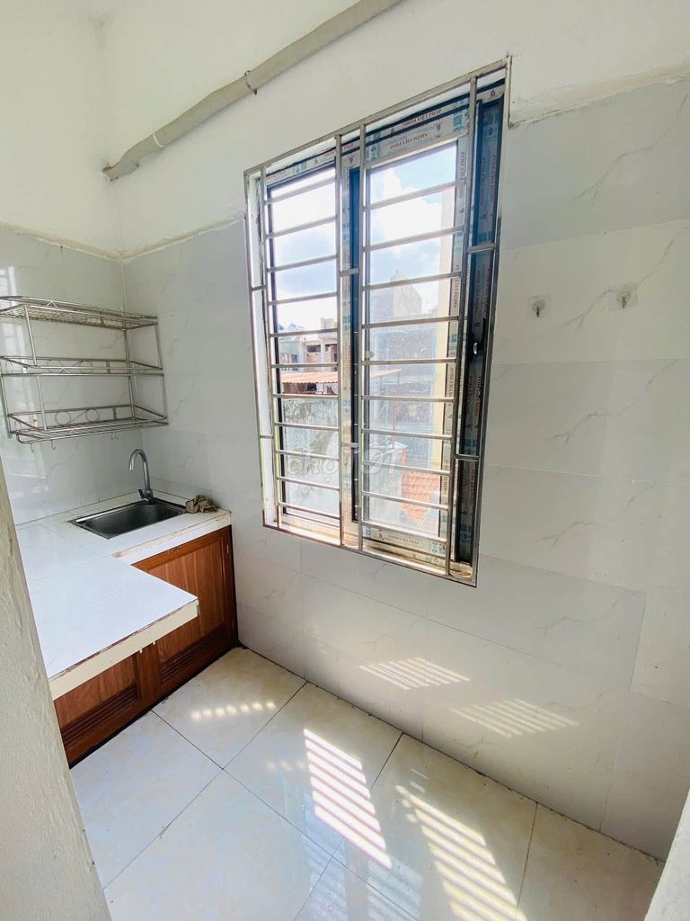 Phòng trọ studio bếp tách biệt 3.5tr Phan Trọng Tuệ
