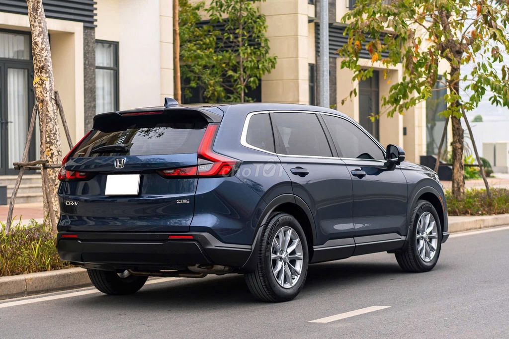 Cần bán Honda Crv 2024 bản L, màu xanh đen.