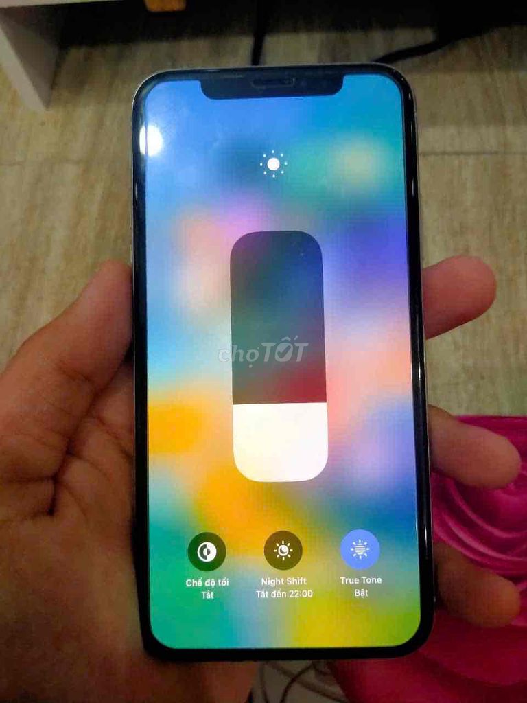 iPhone X 256GB quốc tế, trắng, xướt nhẹ