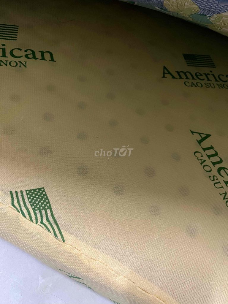 Dư 1 nệm cao su American