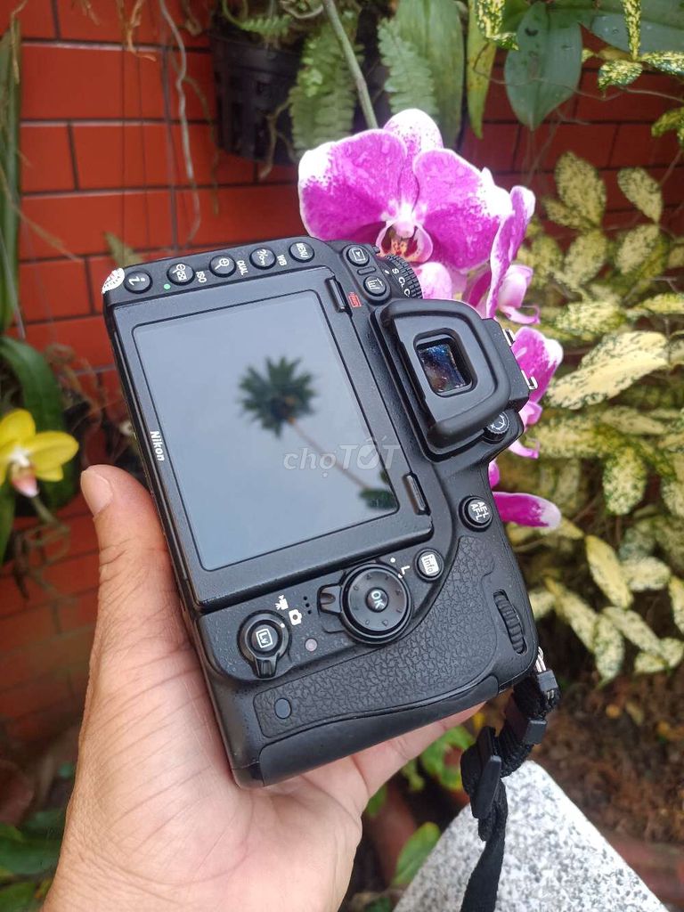 D750 lens 24/85VR. Mua bán Máy ảnh, Máy quay tại Thành phố Long Xuyên An Giang được đăng bởi Lý Phước Hảo hình 1