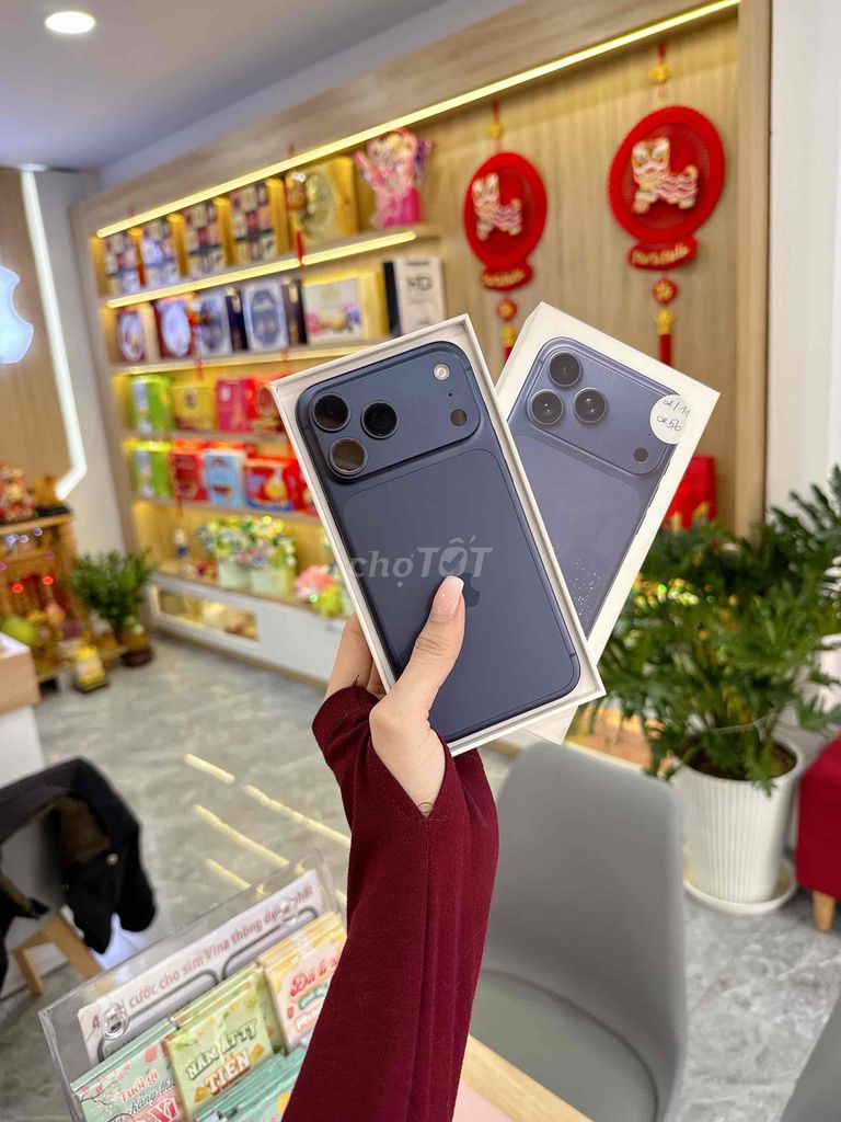 Apple iPhone 17 Pro Max 256GB Xanh sạc 5 lần. Mua bán Điện thoại tại Thành phố Đà Lạt Lâm Đồng được đăng bởi HD STORE 235 bùi thị xuân đà lạt hình 1