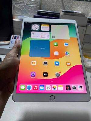 iPad Pro 10.5  64gb wifi sim 4g  chuẩn Zin full đẹ. Mua bán Máy tính bảng tại Thành phố Buôn Ma Thuột Đắk Lắk được đăng bởi táo zin zin