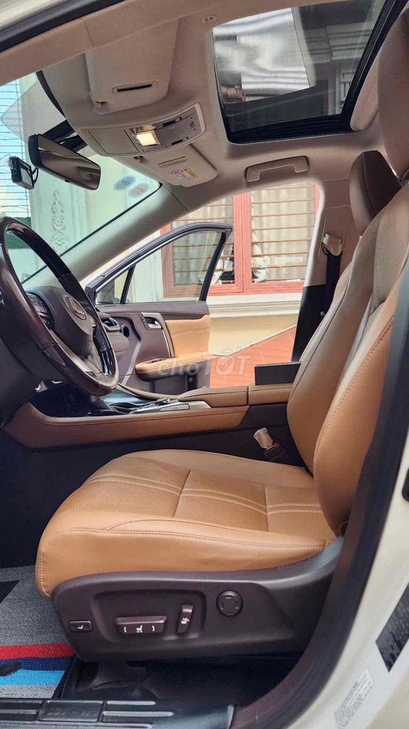 Lexus RX350 2016 xe đi 33.000km mới tinh. Mua bán Ô tô tại Thành phố Thủ Đức Tp Hồ Chí Minh được đăng bởi Siêu Thị Ôtô Dĩ an hình 9