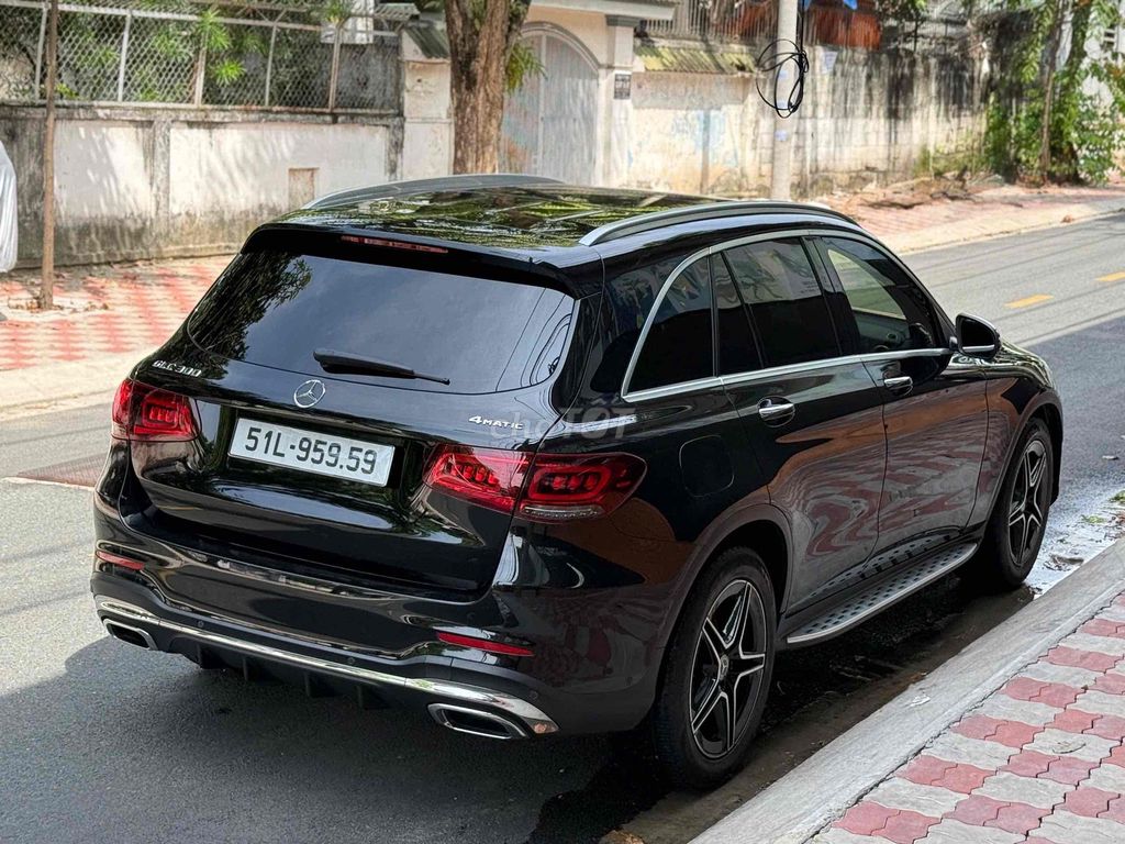 Mercedes GLC 300 4MATIC 2021  𝘽𝙞ể𝙣 𝙎ố Đấ𝐮 𝐆𝐢á. Mua bán Ô tô tại Thành phố Thủ Đức Tp Hồ Chí Minh được đăng bởi Vũ Vũ hình 7