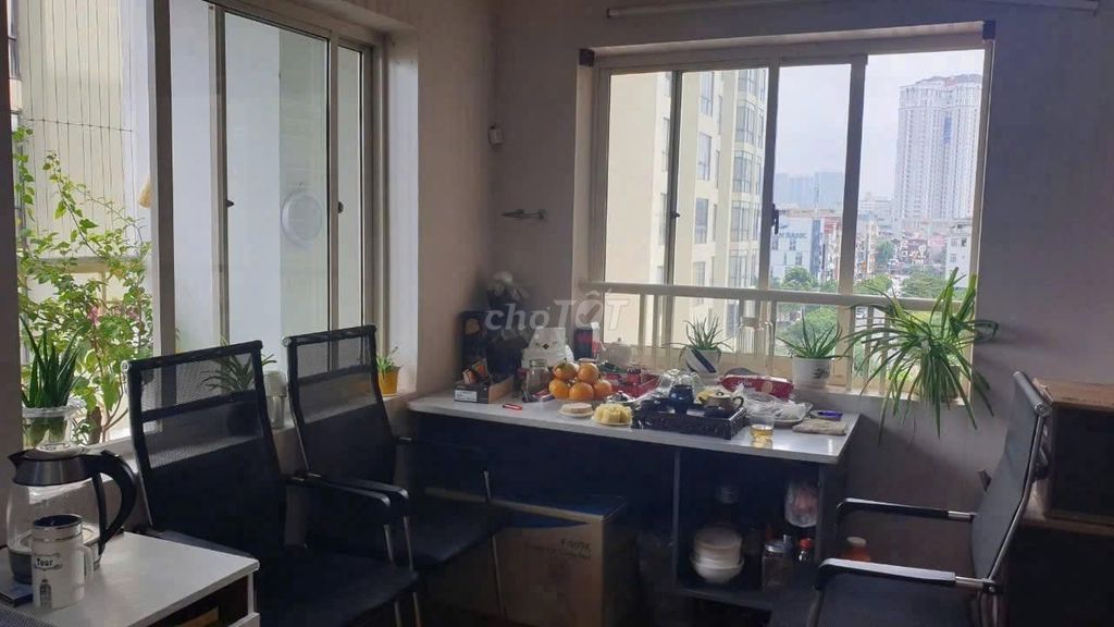 Cần cho thuê căn hộ: E3B Vũ Phạm Hàm, 95m2, 2 ngủ