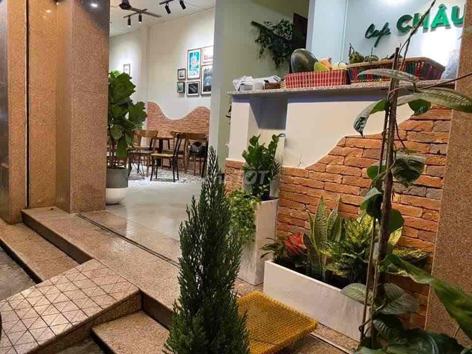 Tuyển bạn nữ phục vụ ca chiều 12-18h quán cafe (có