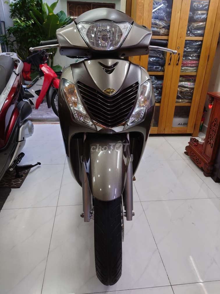 Honda sh ý 2012(sm109). Mua bán Xe máy tại Quận 5 Tp Hồ Chí Minh được đăng bởi Tân shop hình 5