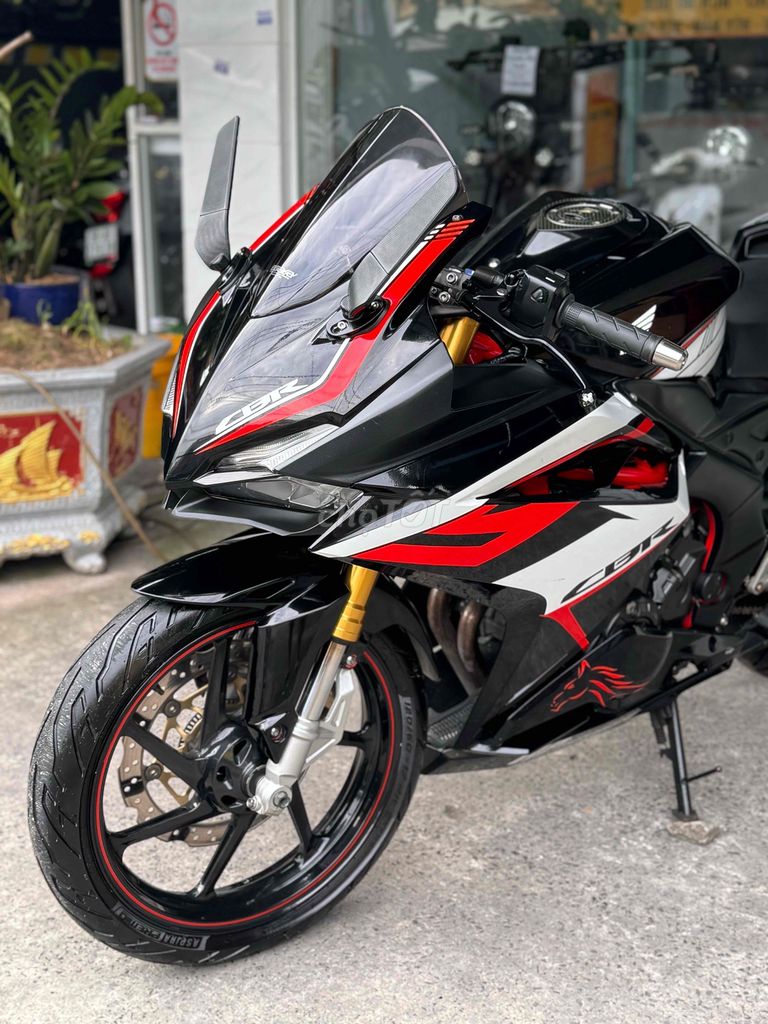 Cần bán Honda CBR250RR 2020 Abs Biển 66 9 chủ. Mua bán Xe máy tại Quận Bình Tân Tp Hồ Chí Minh được đăng bởi Việt Motor Bình Tân hình 4