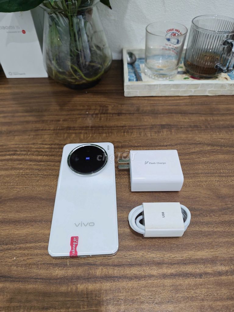 Vivo X200 16/512 Trắng sạc 80w có ship COD. Mua bán Điện thoại tại Quận Hoàng Mai Hà Nội được đăng bởi Trần Ngọc Hiếu hình 1