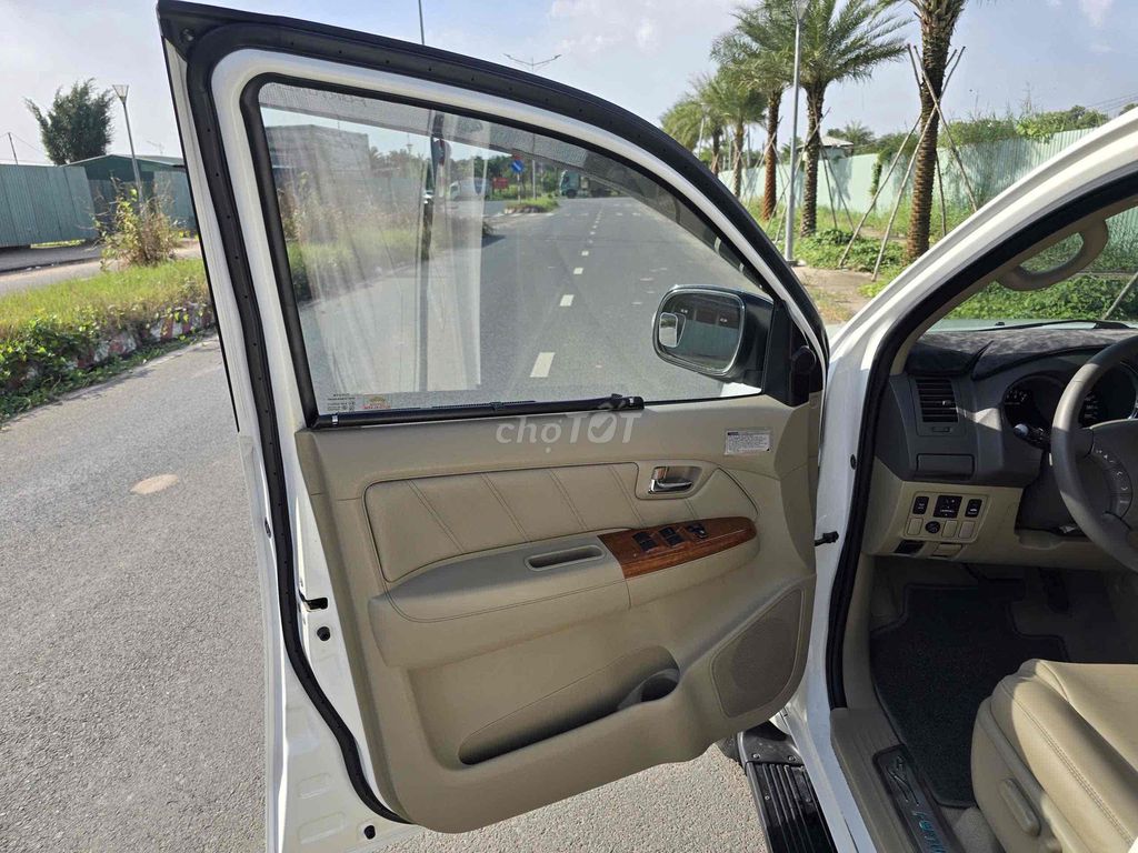 Toyota Fortuner 2011 2.7V - 86123 km. Mua bán Ô tô tại Quận 12 Tp Hồ Chí Minh được đăng bởi Dương hoàng hiệp hình 19