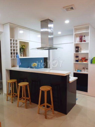 Bán Citihome 2PN giá 1.7 tỷ, căn góc 3PN2WC giá 2.55 tỷ sổ hồng riêng.