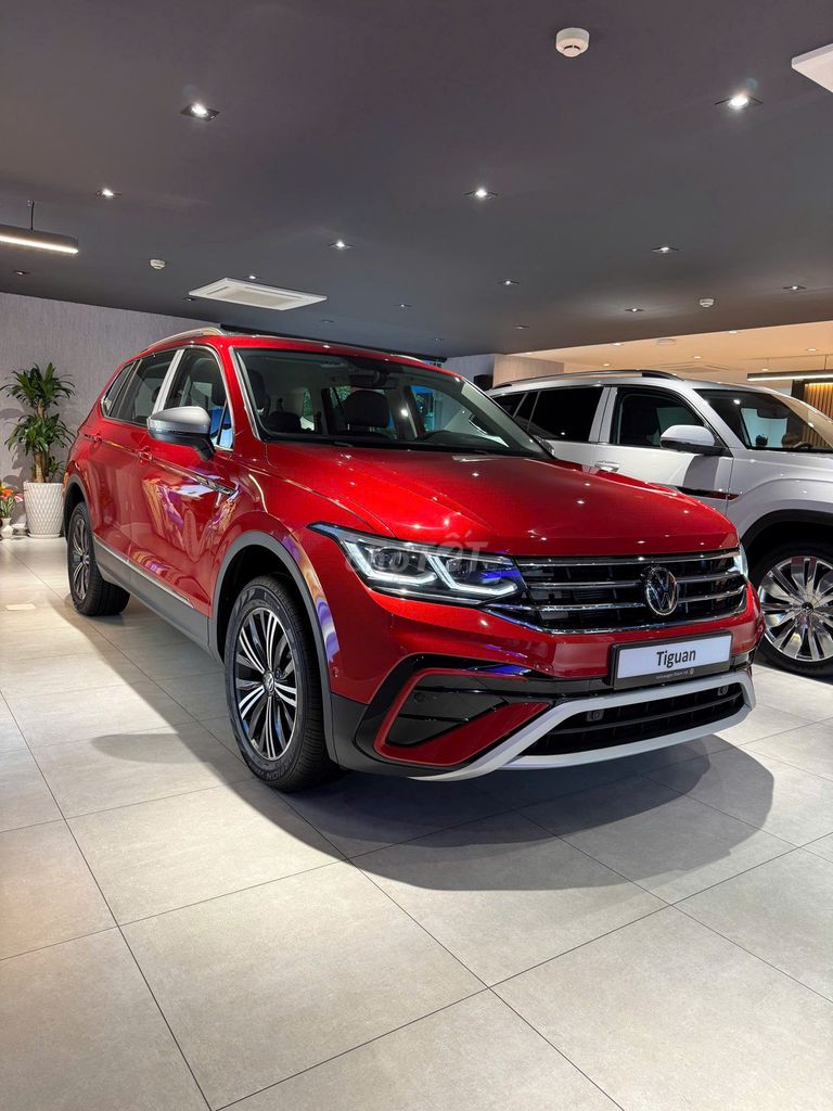 Volkswagen Tiguan Platinum 2022  - 1000 km. Mua bán Ô tô tại Quận 1 Tp Hồ Chí Minh được đăng bởi Hạnh Bất Động Sản hình 1