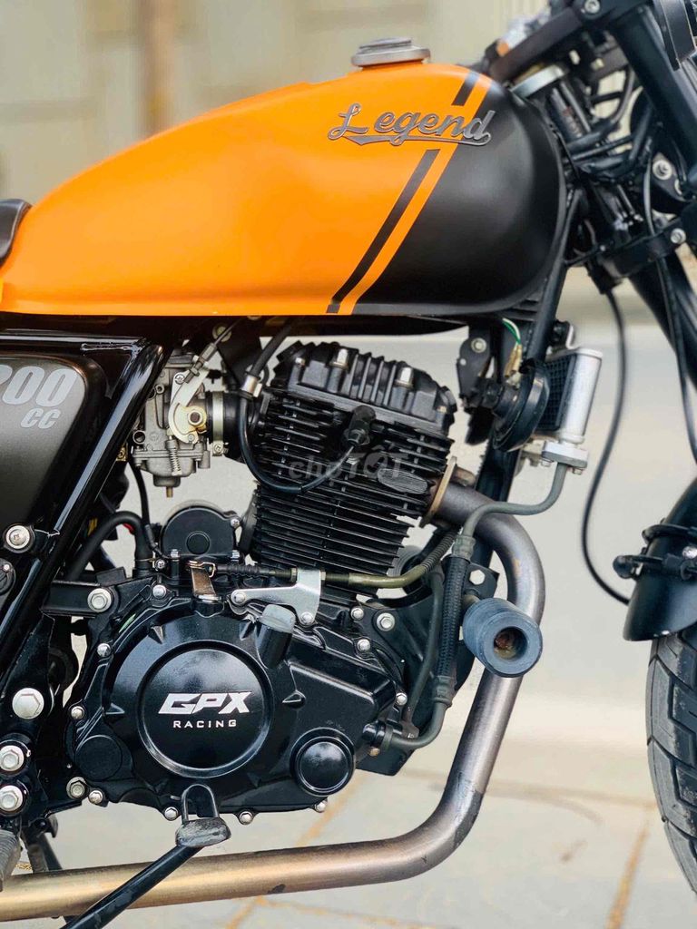 GPX LEGEND 200 xe đẹp lướt-góp O đồng-date chót. Mua bán Xe máy tại Quận Cầu Giấy Hà Nội được đăng bởi Tong motor xe may hình 7