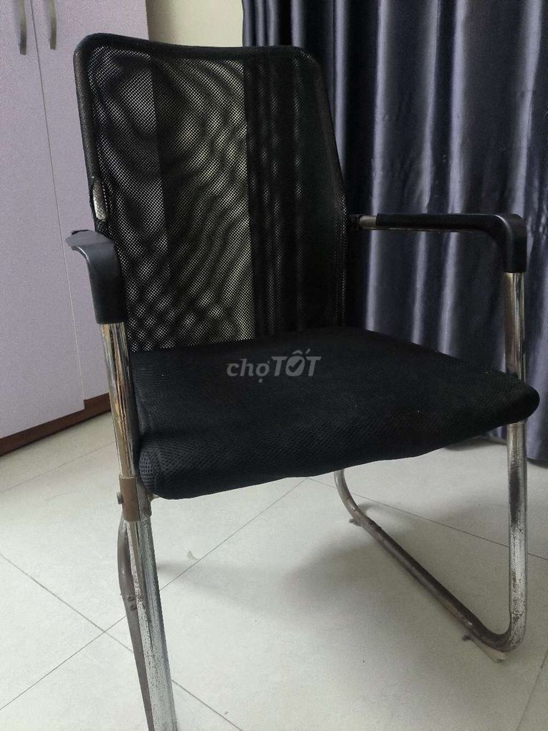 Ghế văn phòng Lưới Đen. Mua bán Bàn ghế tại Quận Nam Từ Liêm Hà Nội được đăng bởi Chu Huy hình 1