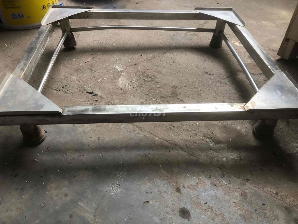 Chân kê Inox máy giặt. Mua bán Nội thất, đồ gia dụng khác tại Quận Hoàng Mai Hà Nội được đăng bởi Tên chưa cung cấp hình 1