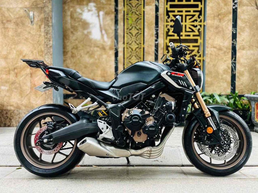 HONDA CB 650R abs motor pkl Xe lướt như mới bs29. Mua bán Xe máy tại Quận Cầu Giấy Hà Nội được đăng bởi Tong motor xe may hình 8