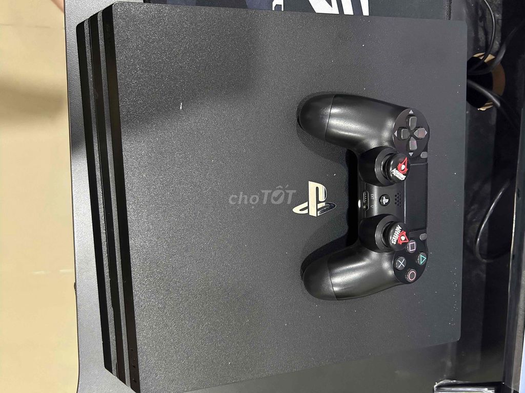 Sony PlayStation 4 Pro CUH-72218B Đen Hack. Mua bán Thiết bị chơi game tại Thành phố Thủ Đức Tp Hồ Chí Minh được đăng bởi Sayji1 hình 1