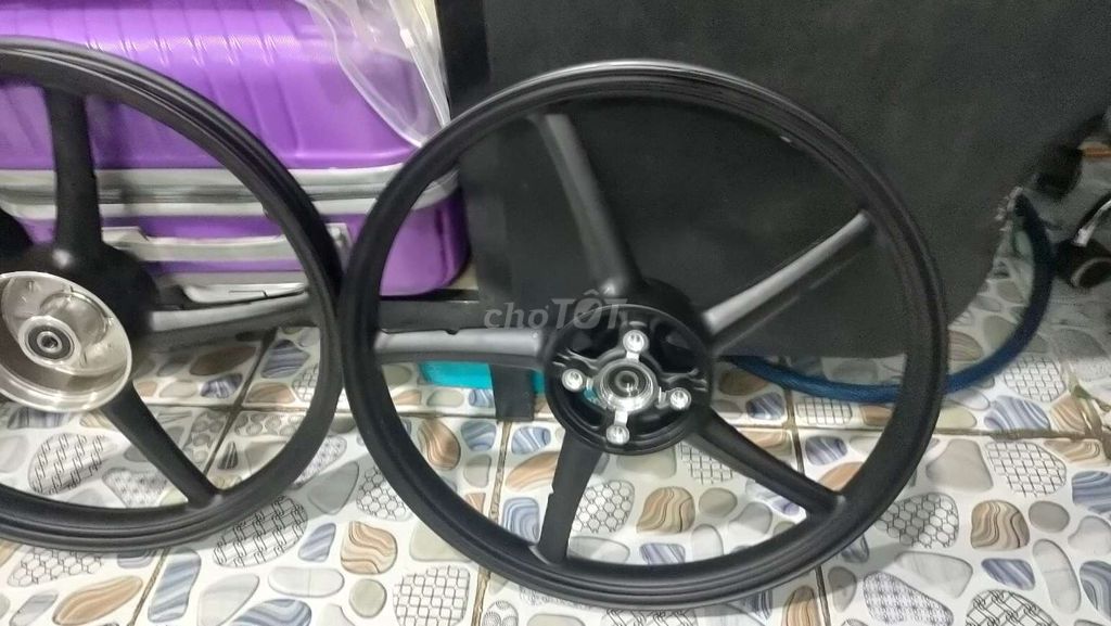 Mâm xe máy RAKING 5 cây Đen. Mua bán Phụ tùng xe tại Quận Bình Tân Tp Hồ Chí Minh được đăng bởi Trịnh Điệp hình 5