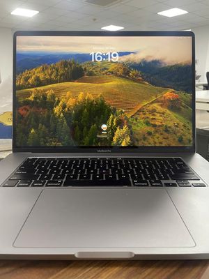 Macbook Pro 2019 16", Core i7, 16GB/500GB cũ. Mua bán Laptop tại Quận Phú Nhuận Tp Hồ Chí Minh được đăng bởi Như Hoàng
