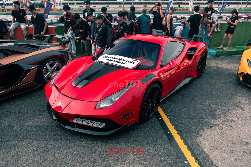 Ferrari 488 GTB biển trắng, đăng kí 2017. Mua bán Ô tô tại Thành phố Thuận An Bình Dương được đăng bởi Thắng Trần Auto hình 5