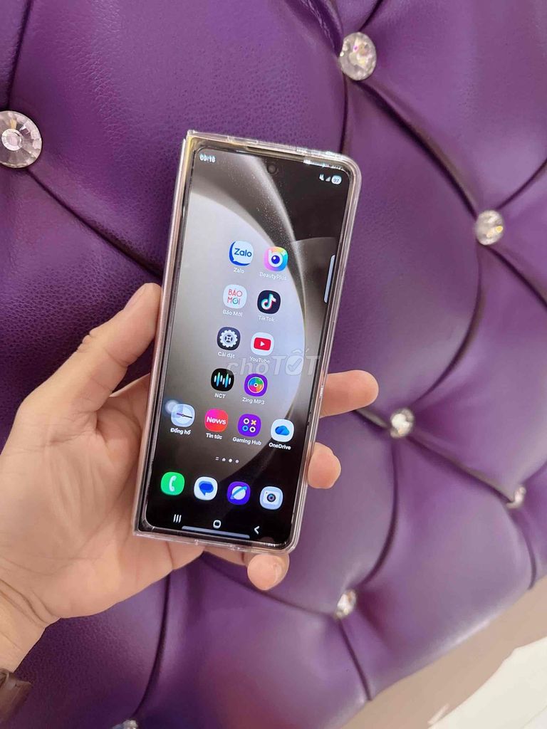 Samsung Z Fold 5 256GB Trắng new 98%. Mua bán Điện thoại tại Quận 8 Tp Hồ Chí Minh được đăng bởi Minh Minh hình 1