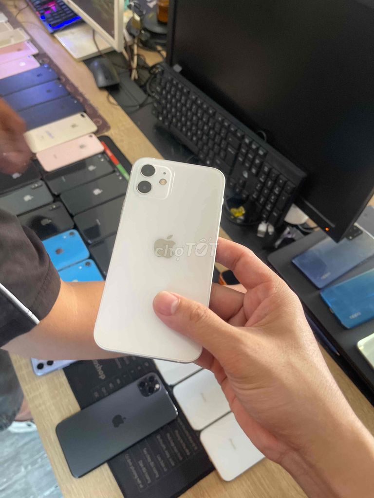 iPhone 12 Trắng zjn full. Mua bán Điện thoại tại Quận Cẩm Lệ Đà Nẵng được đăng bởi Sim Số Đại Tài hình 1