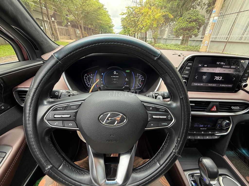 Hyundai Santa Fe 2020 2.4L Premium - 90000 km. Mua bán Ô tô tại Huyện Củ Chi Tp Hồ Chí Minh được đăng bởi HuỳnhLâm Bổn hình 4