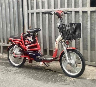 Bán lại xe đạp điện: 2tr4 xe còn chạy tốt xe Cầu V. Mua bán Xe điện tại Thành phố Dĩ An Bình Dương được đăng bởi XE ĐIỆN HUY BẢO 