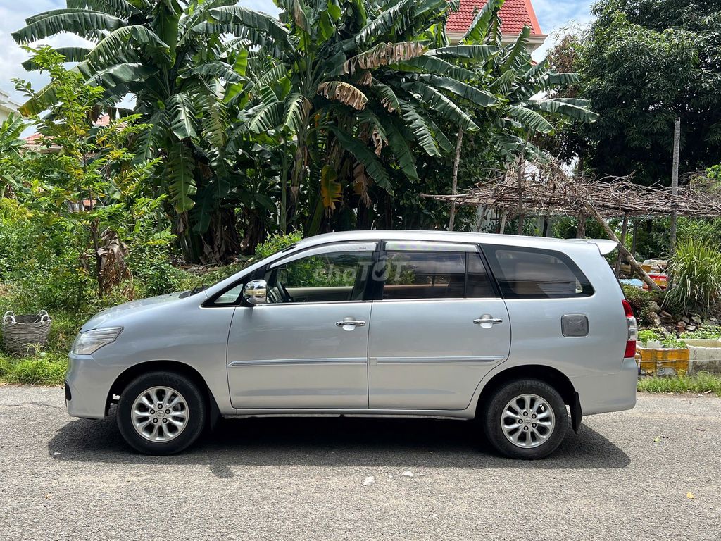 Toyota Innova 2014, модельный ряд 2015, механика