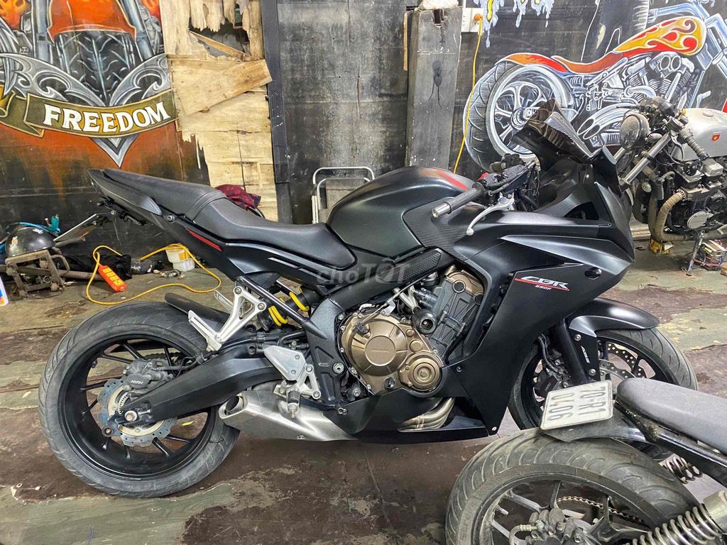 Honda CBR650F, черная, японская сборка