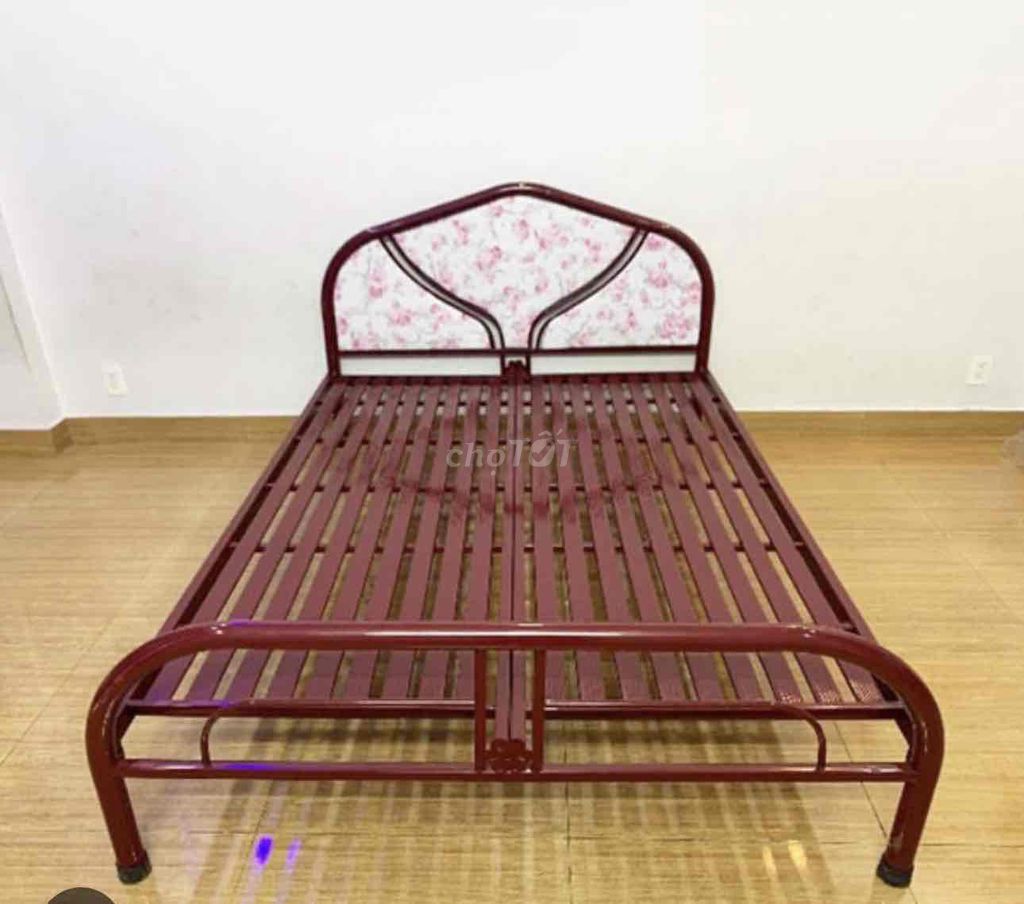 Giường sắt 1m2x2m Nâu đỏ. Mua bán Giường, chăn ga gối nệm tại Quận 12 Tp Hồ Chí Minh được đăng bởi Hoàng Nguyễn hình 1