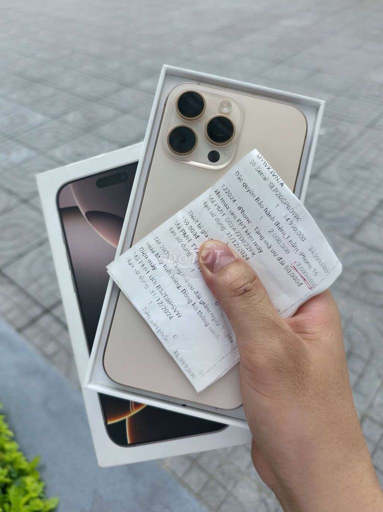 iPhone 16 Pro Max 256GB Vàng Mới. Mua bán Điện thoại tại Thành phố Bắc Ninh Bắc Ninh được đăng bởi thu hình 1