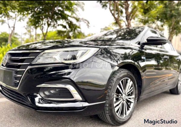 MG MG5 1.5CVT Duplex 2023 Черный 41.000 км